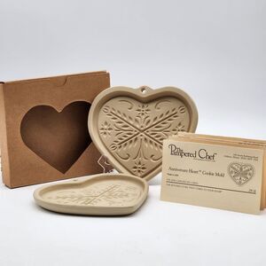 Pampered Chef 2000 Anniversary Heart Stoneware Cookie Molds 2918